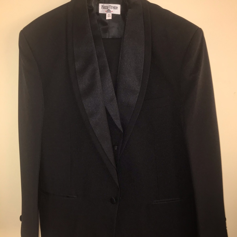 Piazza Firenze Men’s 3 Piece Suit